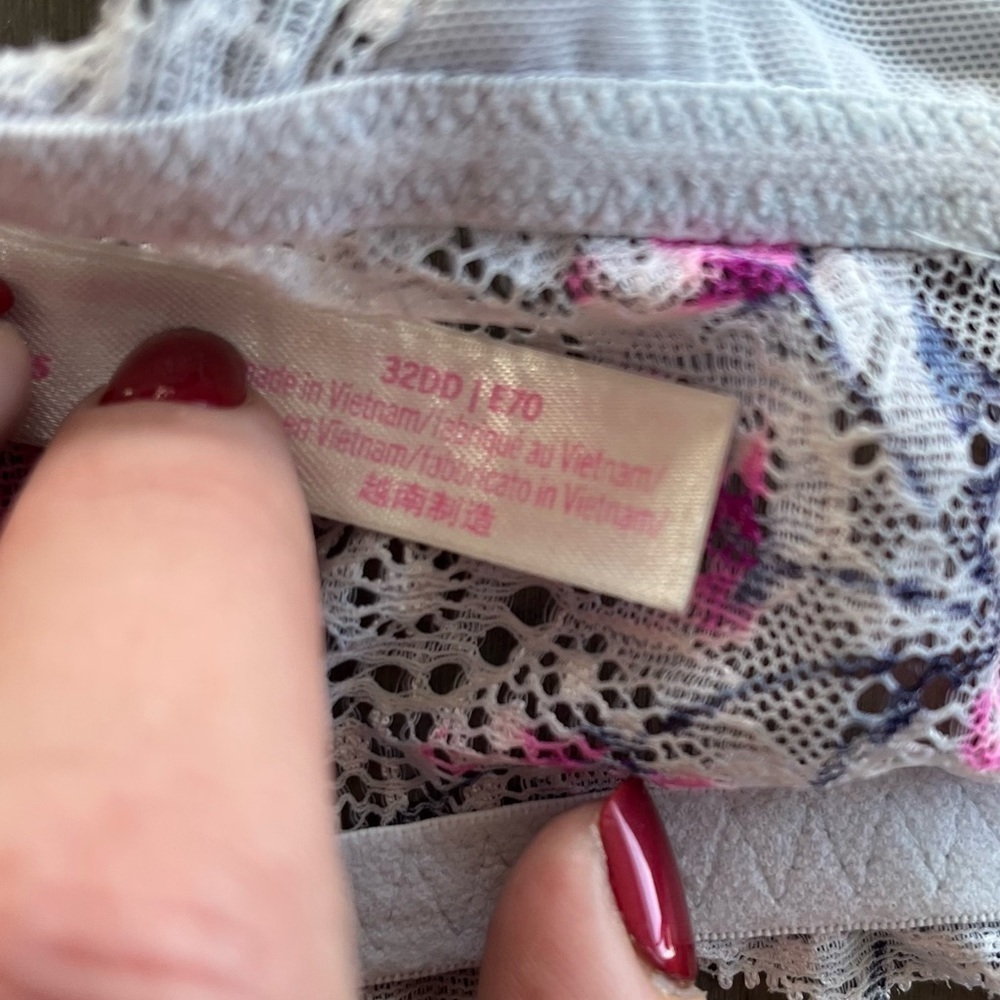 PINK by Victoria’s Secret Date Push-Up lace bra front closure floral lace 32DD - Picture 5 of 10